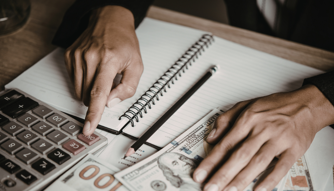 How to choose a business bank account as a solopreneur or small business owner